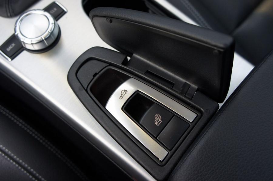  Mercedes-Benz SLK350 2012 года  (фото 13 из 44)